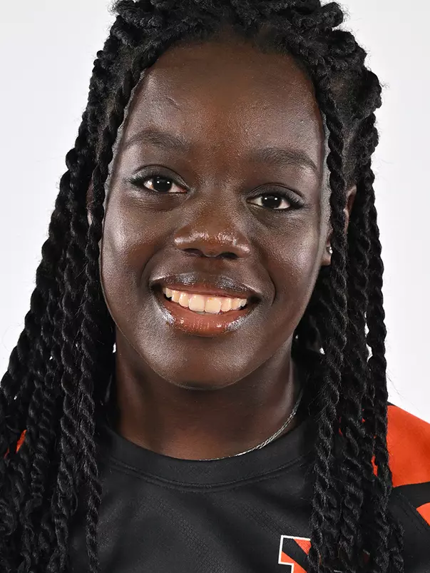 Malinka Kwemo Headshot.