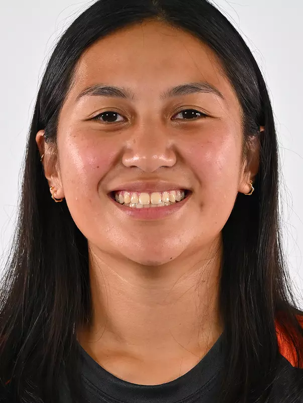 Sophia Villacorta Headshot.