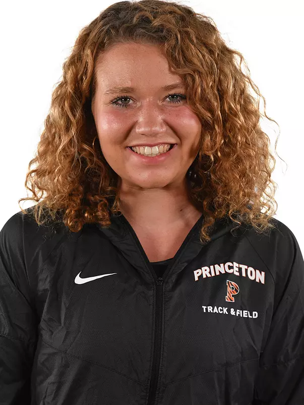 Sophie Steidle Headshot