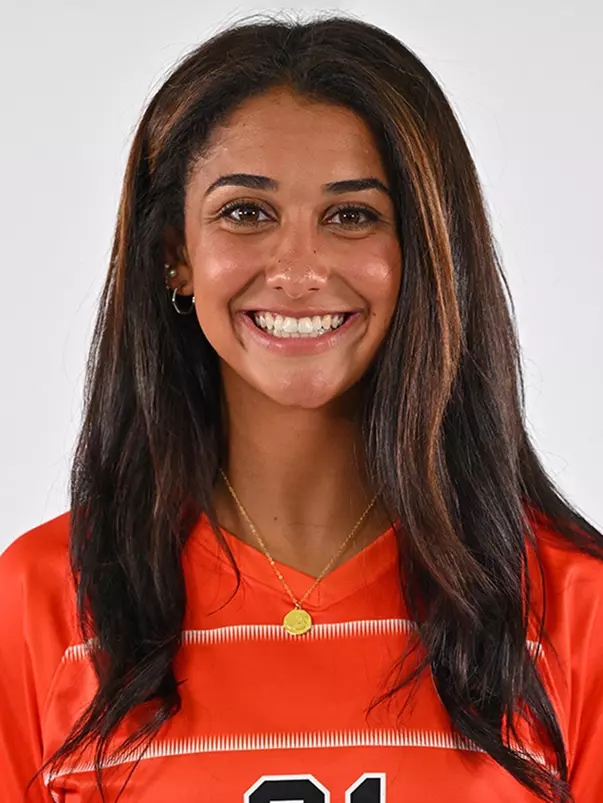 kiley hamou headshot