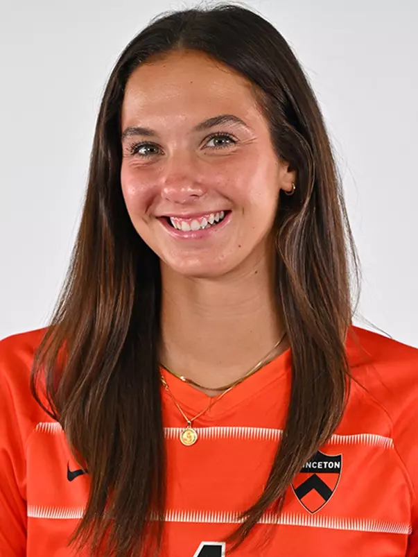 Caroline kane headshot