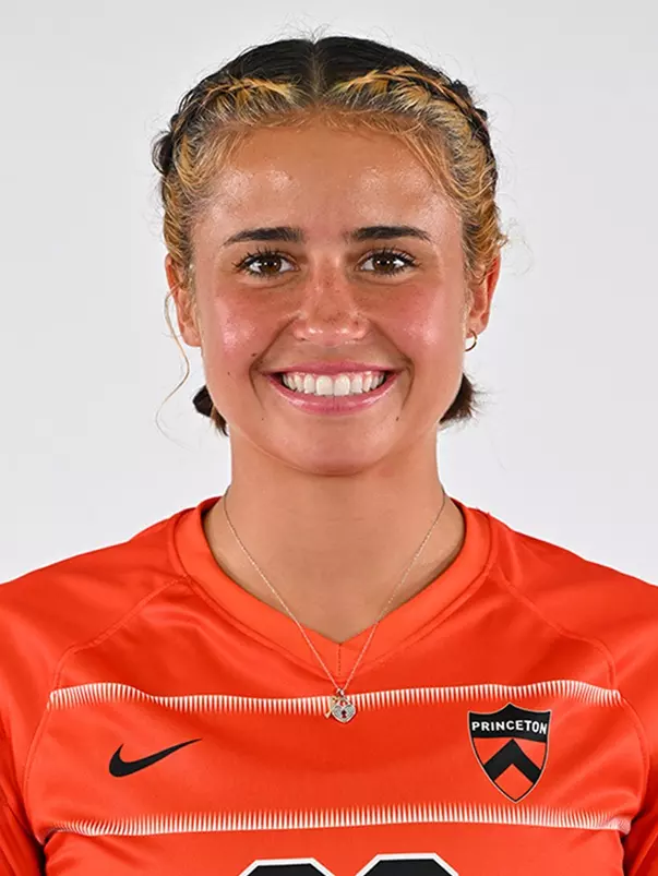 summer Pierson headshot