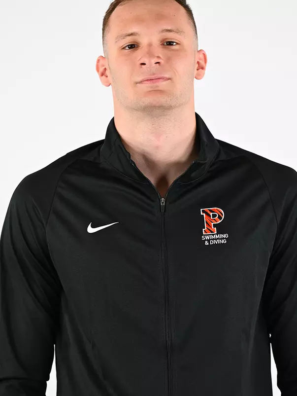 Patrick Dinu Headshot