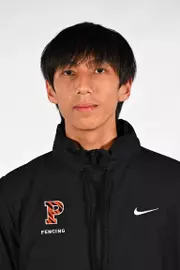 Leo Feng headshot