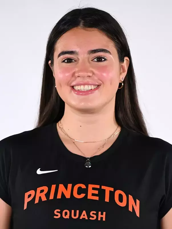 Josephine Klein headshot