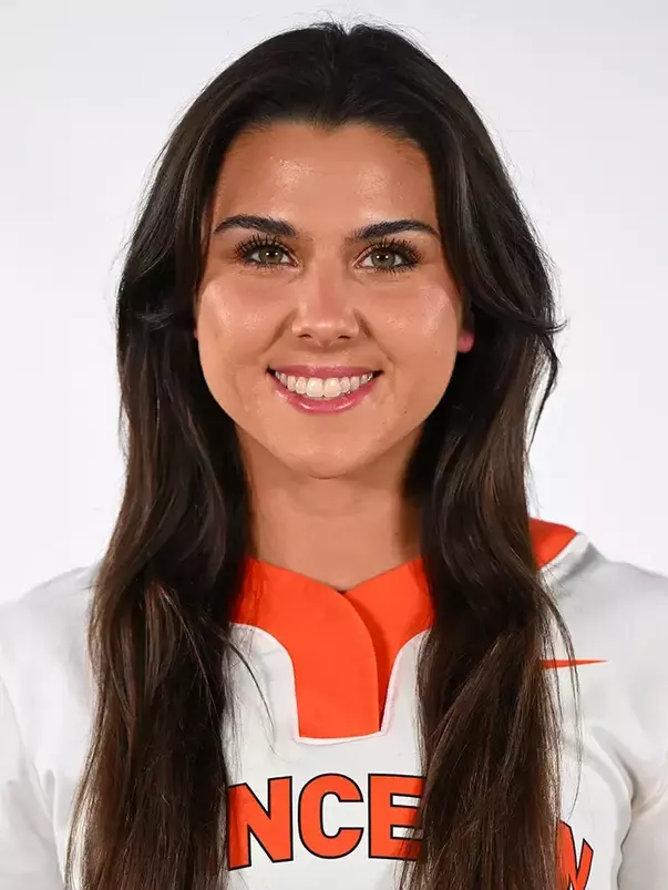 Lauren Pappert headshot