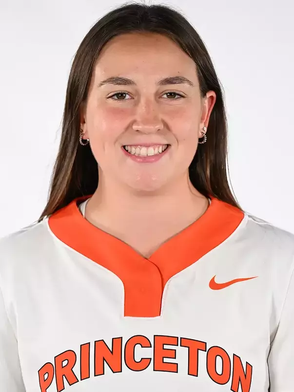 Lauren Sablone headshot