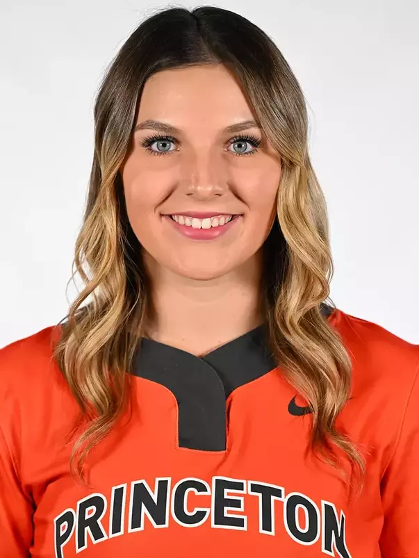 Brielle Wright headshot