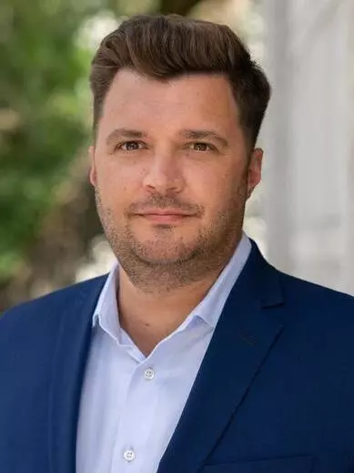 James van wyck headshot