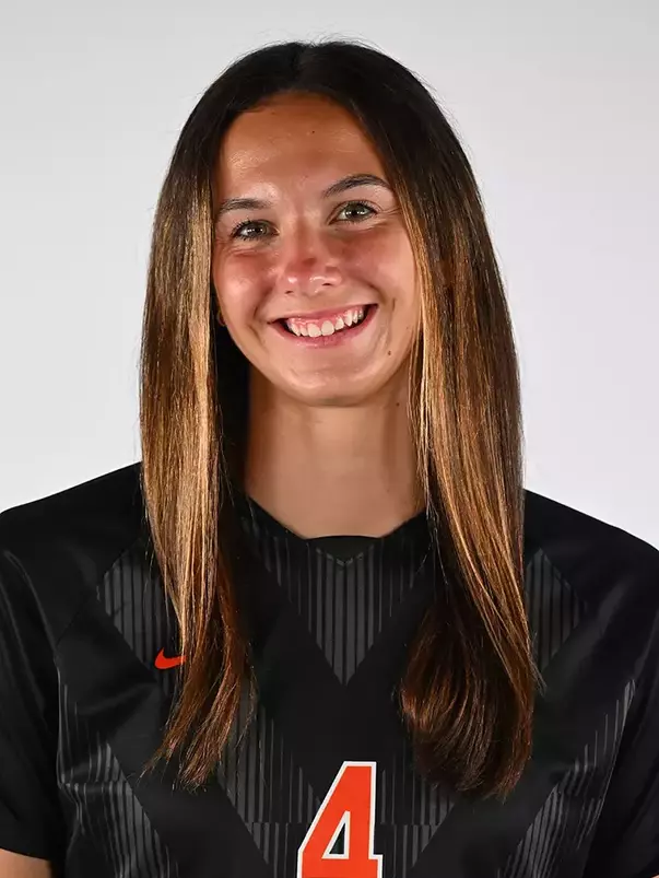 Caroline Kane headshot