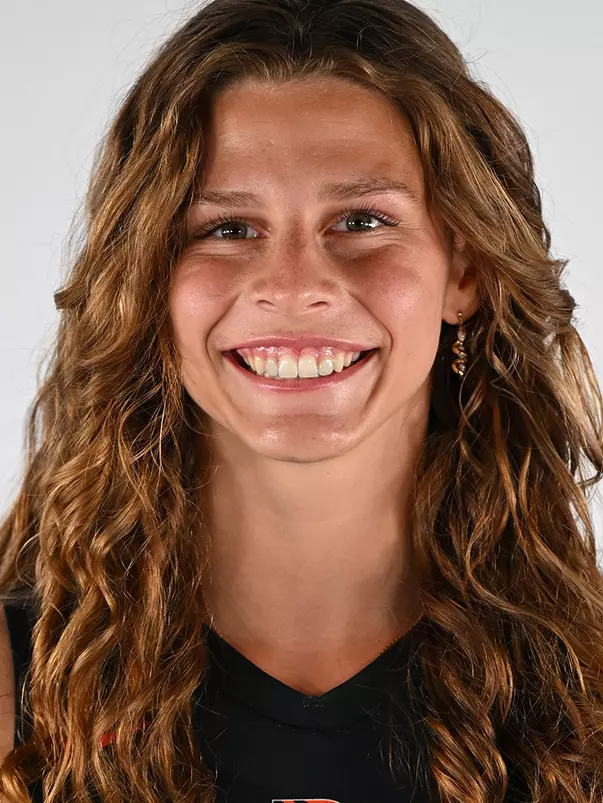 Shelby Fulton Headshot