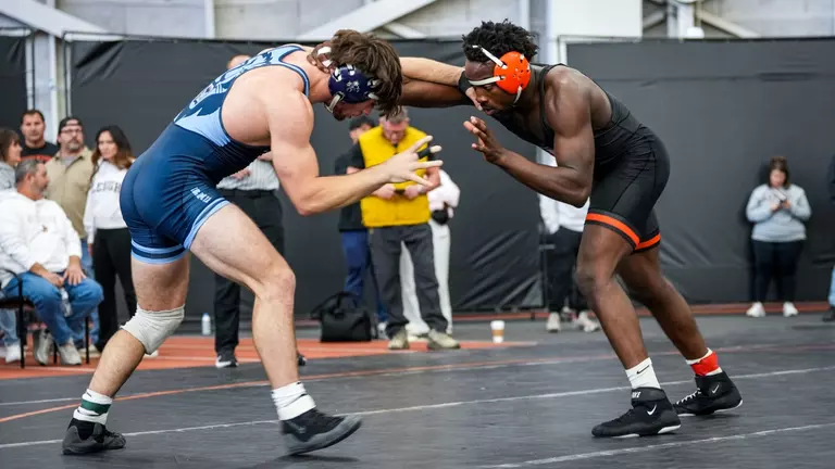 Wrestling to Host Rider, Travel for Ivy Opener Against Columbia This Weekend
