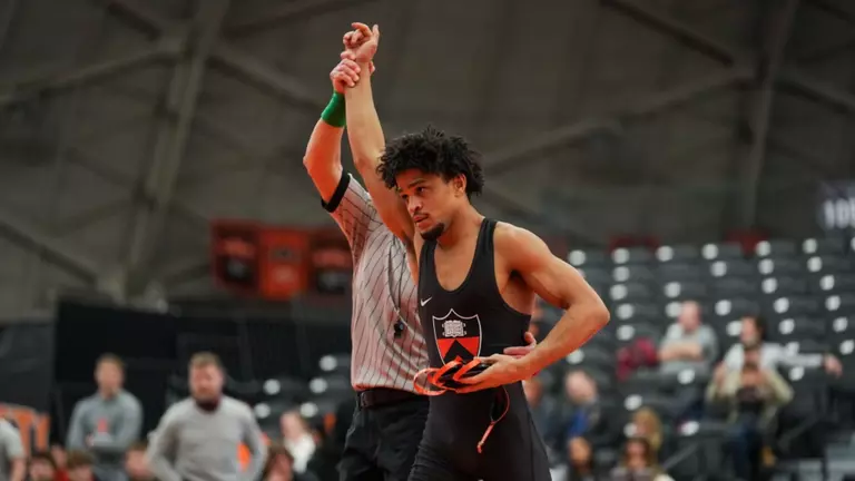 Tigers Split Matches with Rider, Fall 23-19