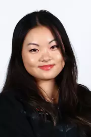 Alexandra Lee headshot