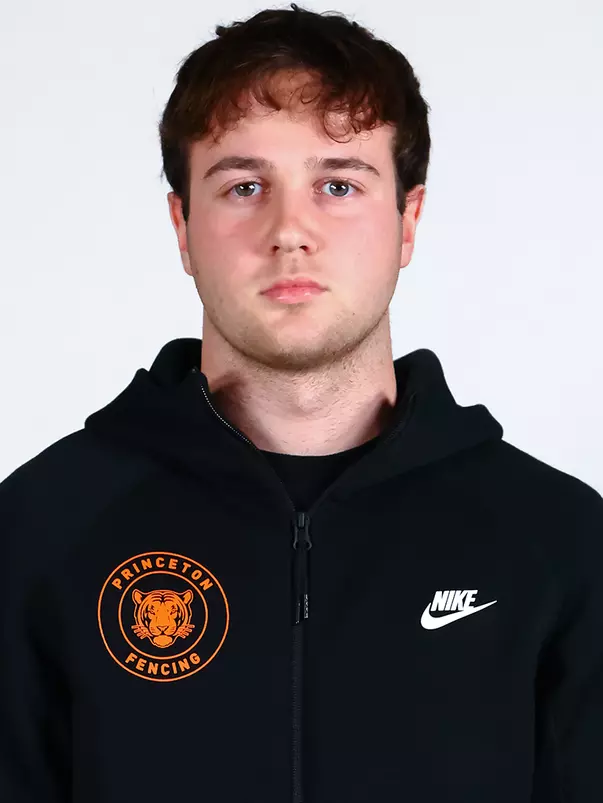 Alec Brooke headshot