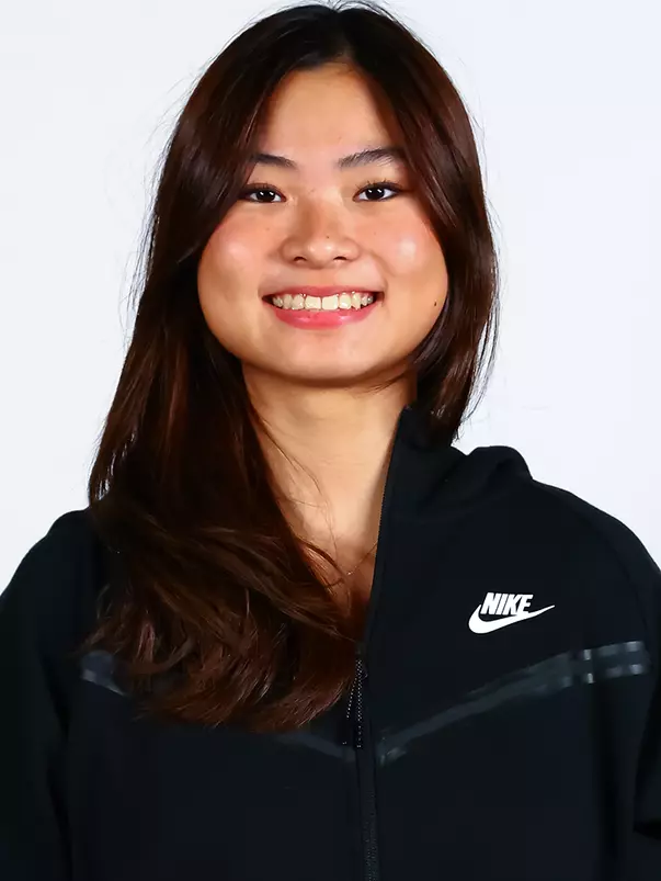 Sabrina Fang headshot