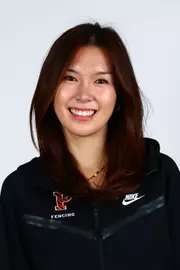 Elizabeth He headshot