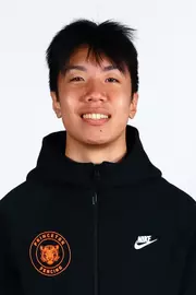 Alexander Liu headshot