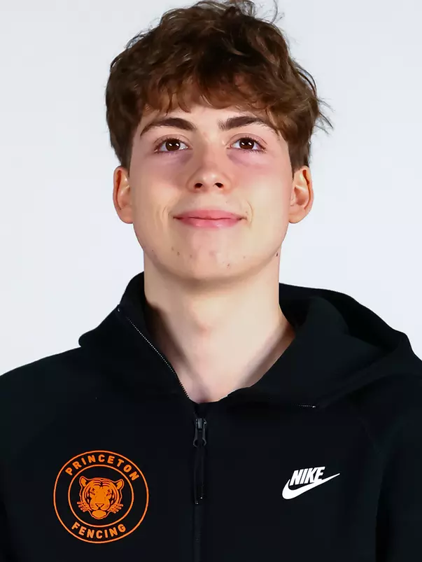 Tristan Lumineau headshot