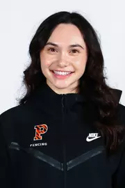 Maia Weintraub headshot