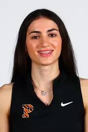 Emma Trauber headshot