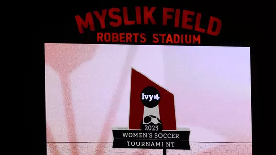 W soccer Ivy tournament