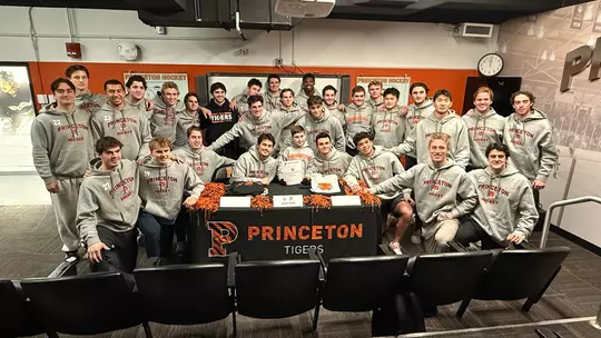 Men's Hockey Officially Signs Team IMPACT Standout Grayson Pohlman!