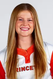 Camryn Bradshaw headshot