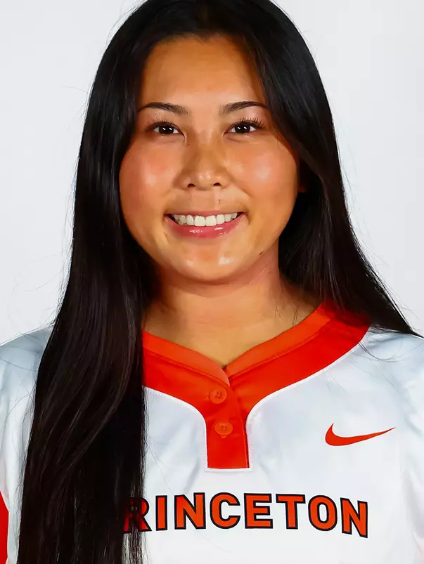 Reece Uehara headshot