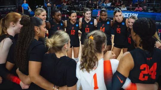 WVB NCAA Huddle