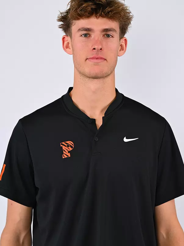 Paul Inchauspe Headshot