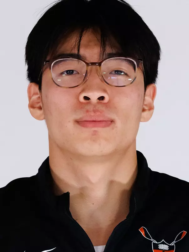 Allen Liu Headshot