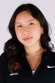 Dorothy Yao Headshot