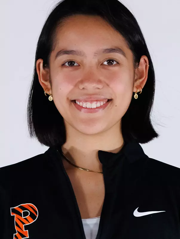 Eleanor Villacorta Headshot