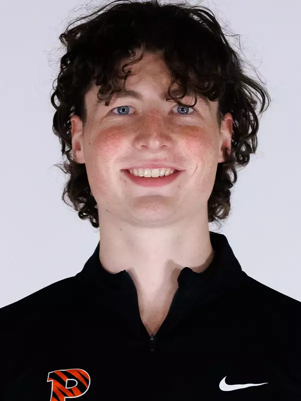 Oscar Patton Headshot