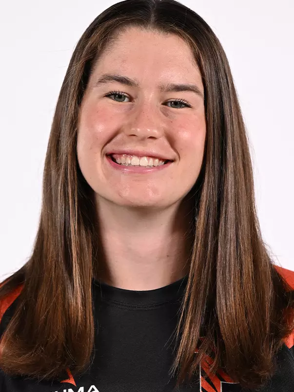 Ciara Loughran Headshot