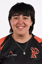 Luiza Chevres Headshot