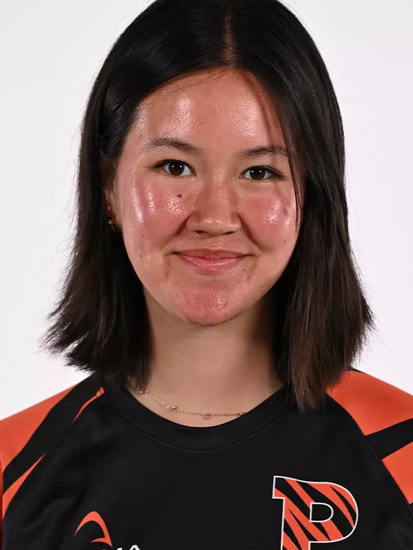 Riley Pan Headshot