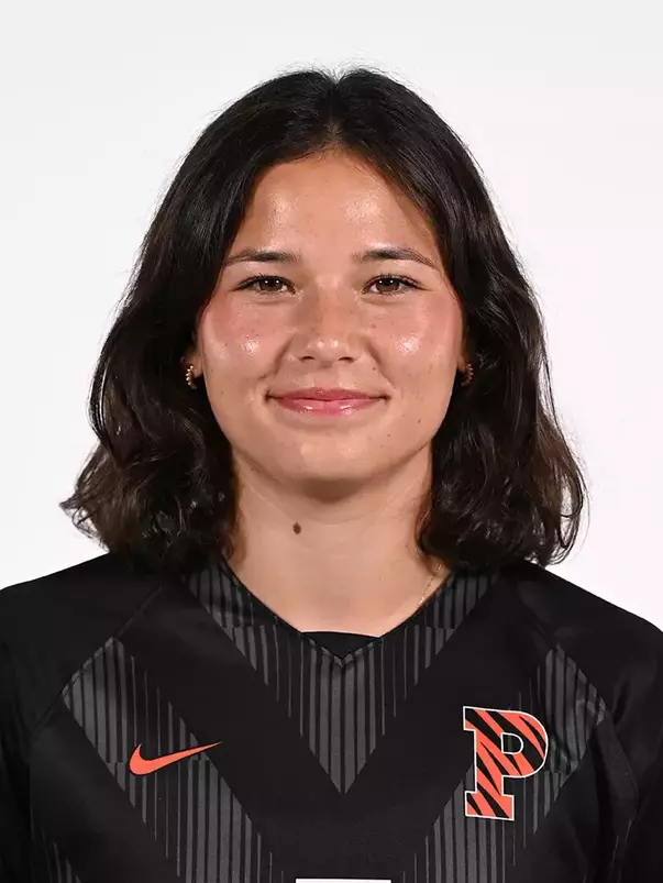 Drew Coomans headshot