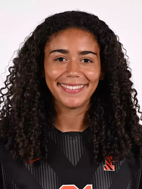 Julia Johnson headshot