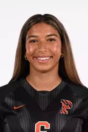 Zoe Markesini headshot