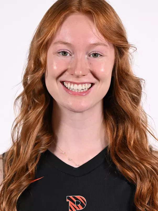 Ashley Duckworth Headshot