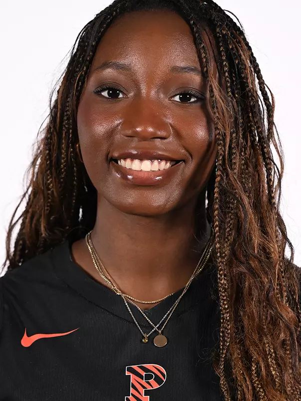 Jackie Onyechi Headshot