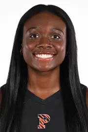 Valerie Nutakor Headshot