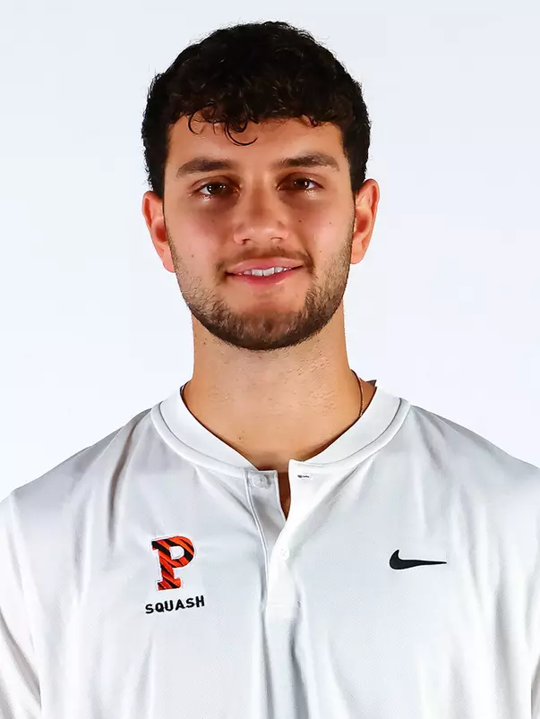 Yanai Ramot headshot