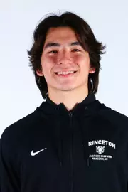 Daniel Holz headshot