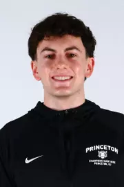 Lucas Peterson headshot