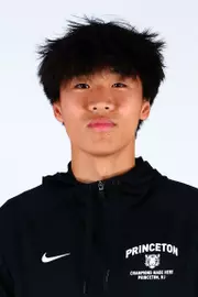 Triton Oh headshot