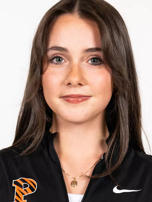 Catie Spence Headshot