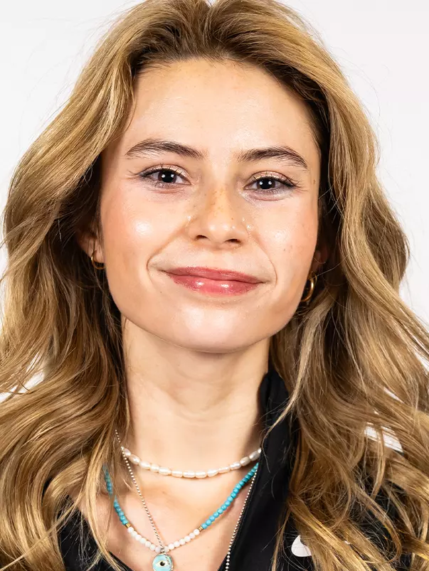 Marie Felix Headshot